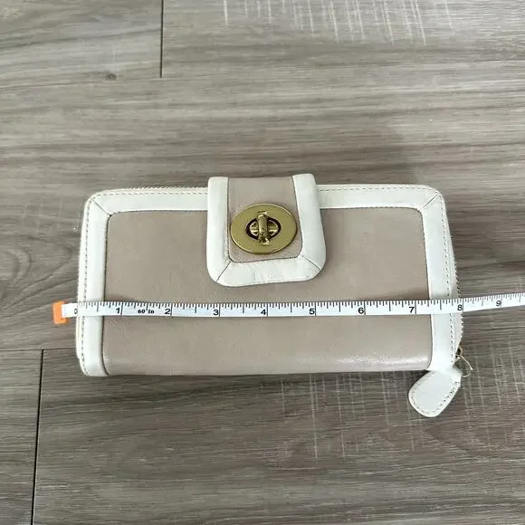 Vintage Coach Continental Zip Around Leather Wallet Almond and Beige - Picture 13 of 16